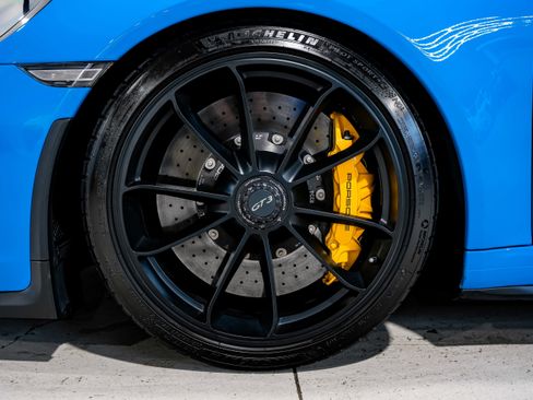 Used 2018 Porsche 911 GT3 image 47