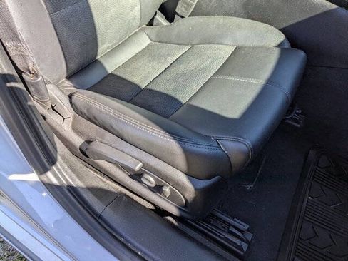 Used 2017 Chevrolet Impala LT image 37