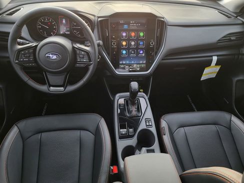 Certified 2025 Subaru Crosstrek 2.5i Limited w/ Crosstrek Mirror Package image 16