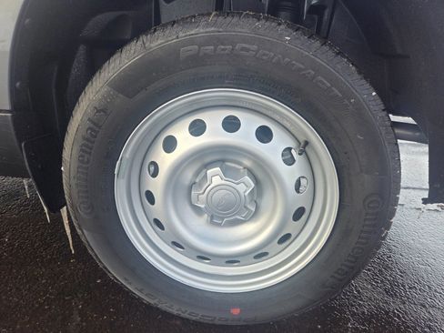 New 2026 Ford Maverick XL image 21