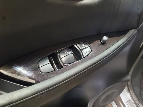 Used 2023 Nissan Leaf SV Plus image 20