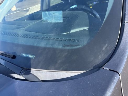 Used 2020 Ford Escape Titanium w/ Titanium Premium Package 2.0 image 3