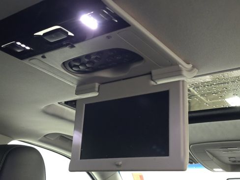 Used 2018 Chevrolet Tahoe Premier image 13