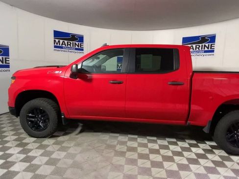 Used 2024 Chevrolet Silverado 1500 Custom Trail Boss AWD/4WD image 7
