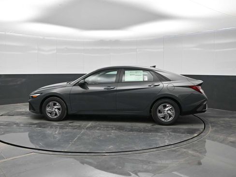 New 2026 Hyundai Elantra SE image 5