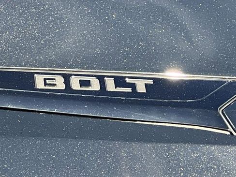 New 2027 Chevrolet Bolt LT w/ Comfort Package image 31