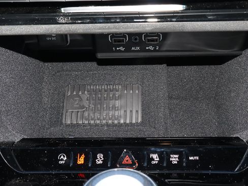 New 2026 Jeep Grand Wagoneer 4WD image 21