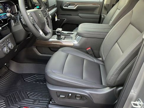 New 2026 Chevrolet Silverado 1500 RST image 13