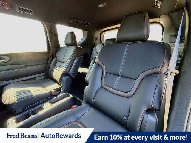 New 2026 Nissan Armada SL AWD/4WD image 19