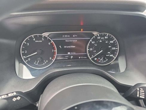 Used 2021 Nissan Rogue SV image 5