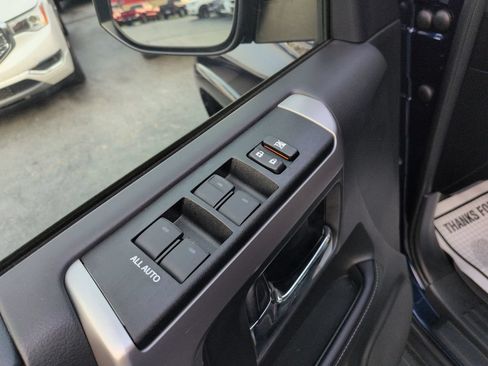 Certified 2024 Toyota 4Runner SR5 Premium w/ Moonroof Package AWD/4WD image 11