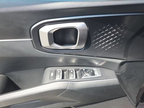 Used 2024 Kia Sorento S w/ Panoramic Sunroof Package AWD/4WD image 16