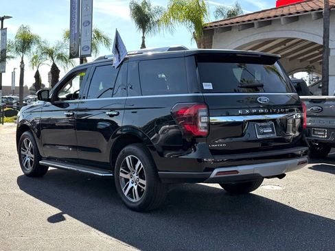 Used 2023 Ford Expedition Limited image 7