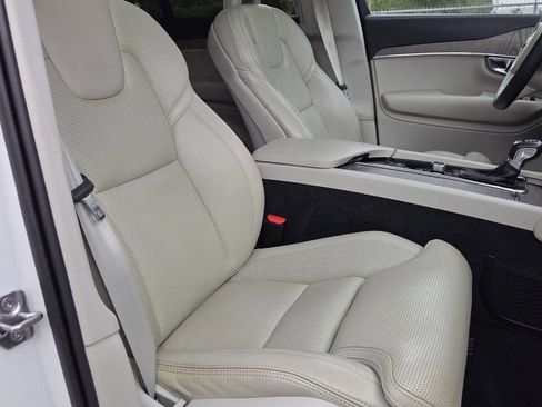 Used 2021 Volvo XC90 T6 Inscription w/ Protection Package Premier AWD/4WD image 9