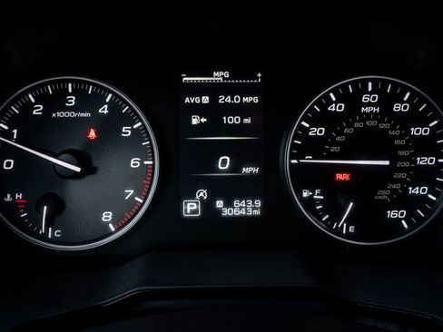 Used 2024 Subaru Outback Premium AWD/4WD image 13