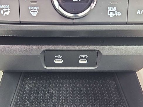Certified 2024 Honda Accord EX image 17