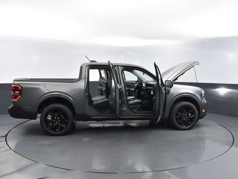 New 2025 Ford Maverick Lariat w/ Black Appearance Package AWD/4WD image 8