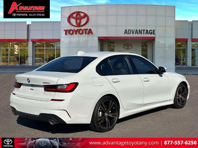 Used 2022 BMW 330i xDrive Sedan w/ M Sport Package AWD/4WD image 7
