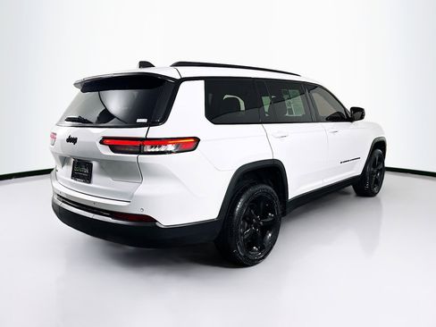 Used 2023 Jeep Grand Cherokee L Laredo image 9