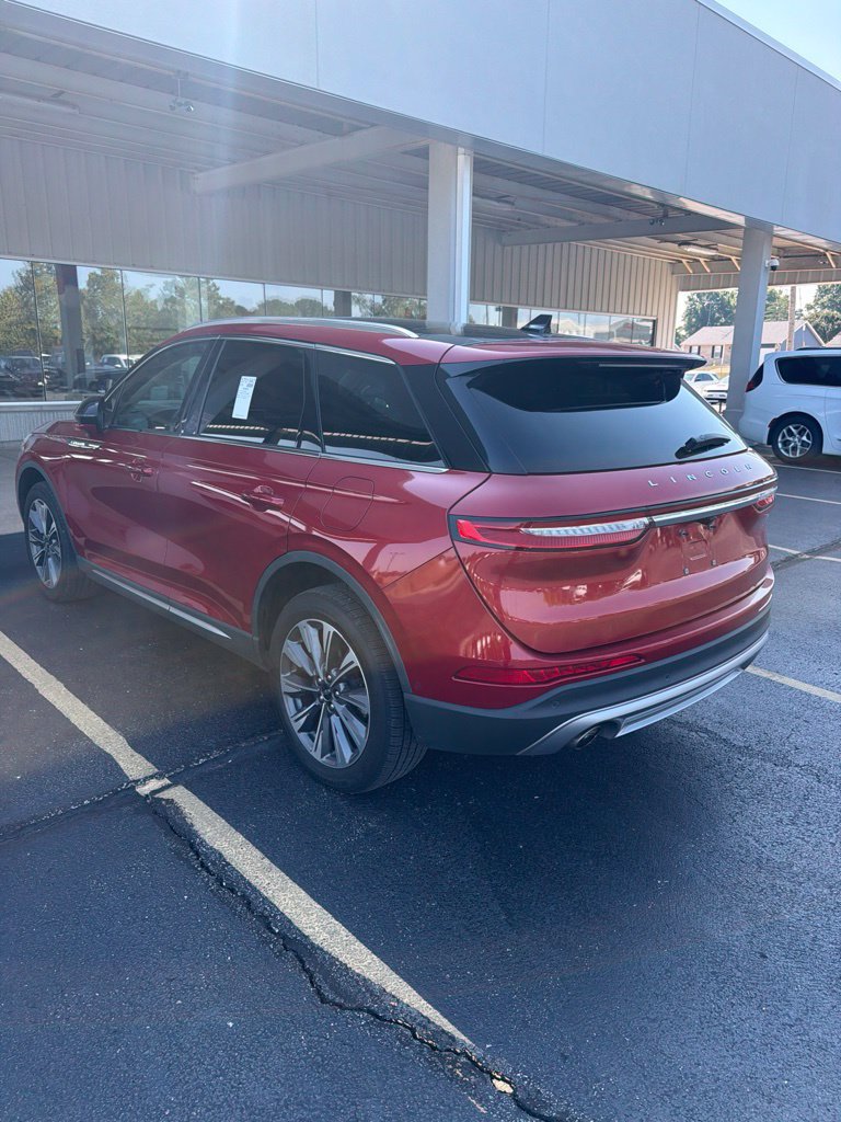Used 2020 Lincoln Corsair Reserve w/ Equipment Group 201A FWD image 2