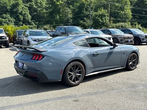 Used 2025 Ford Mustang Dark Horse RWD image 4
