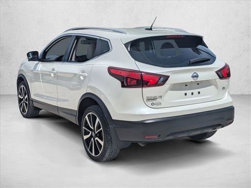 Used 2019 Nissan Rogue Sport SL w/ Premium Package FWD image 7