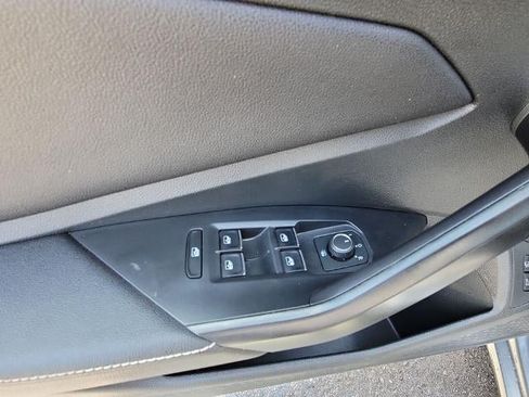Used 2024 Volkswagen Jetta SE FWD image 22