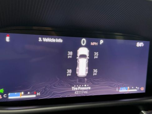 Used 2024 Jeep Wagoneer Series II w/ Flexible Seating Group image 34