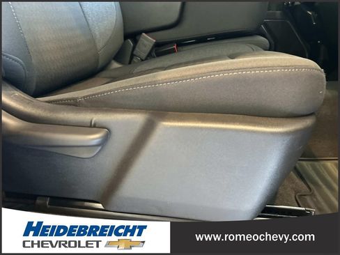Certified 2024 Chevrolet Silverado 1500 LT AWD/4WD image 35