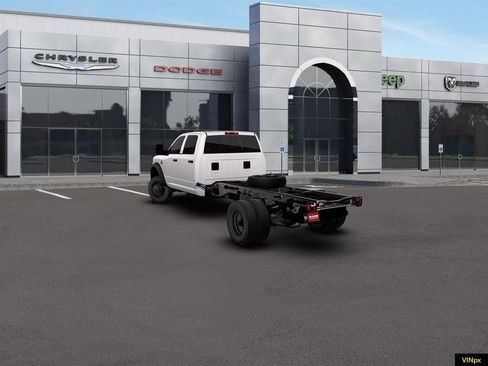 New 2026 RAM 5500 Tradesman AWD/4WD image 5