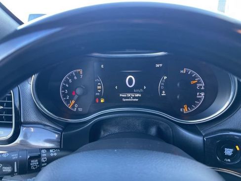 Used 2020 Jeep Grand Cherokee Overland AWD/4WD image 9