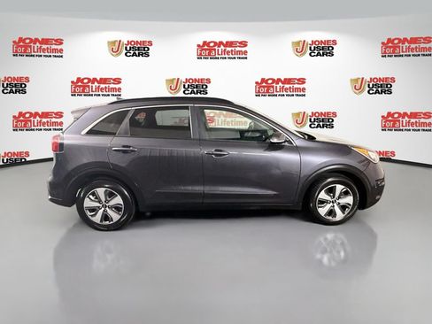Used 2018 Kia Niro EX w/ EX Touring Graphite Edition FWD image 16