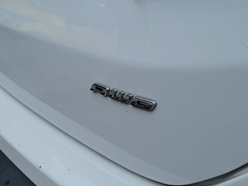 Used 2024 Ford Edge SEL AWD/4WD image 7