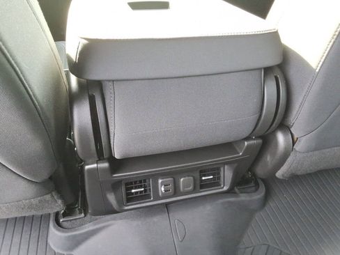 Certified 2022 Chevrolet Silverado 1500 RST image 19