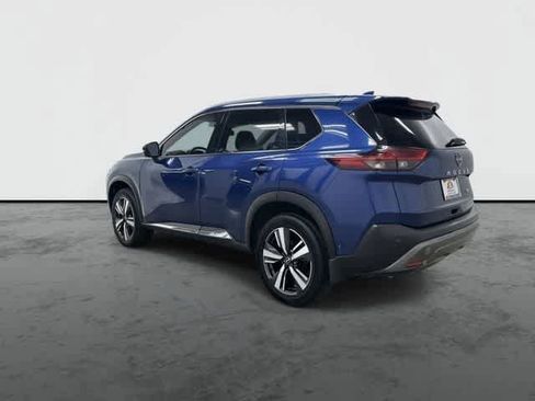 Used 2023 Nissan Rogue SL w/ SL Premium Package image 9