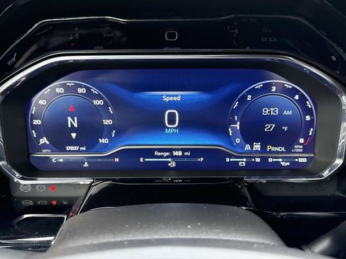 Used 2024 Chevrolet Silverado 1500 LT image 10