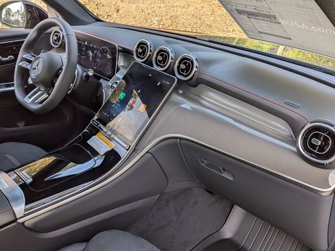 New 2026 Mercedes-Benz GLC 43 AMG AMG 43 image 32