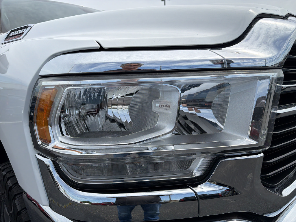 Used 2021 RAM 3500 Big Horn AWD/4WD image 11