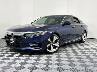 Used 2018 Honda Accord Touring video 1