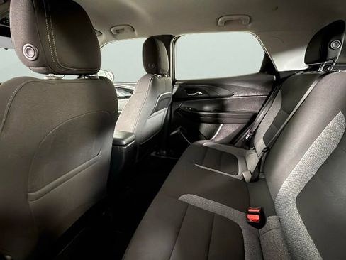 Certified 2023 Chevrolet TrailBlazer LS AWD/4WD image 27