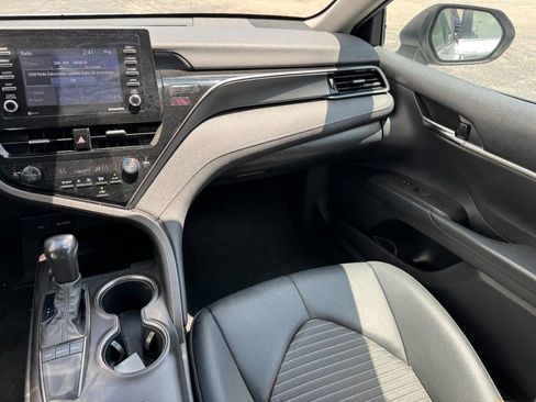Certified 2023 Toyota Camry SE image 15