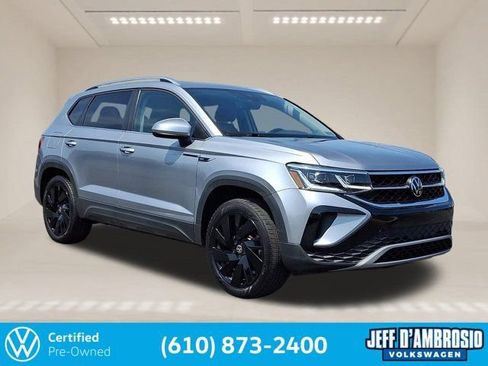 Used 2024 Volkswagen Taos SEL AWD/4WD image 1