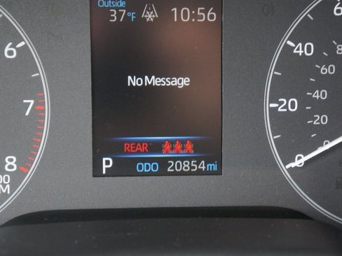 Used 2025 Toyota Corolla LE image 18