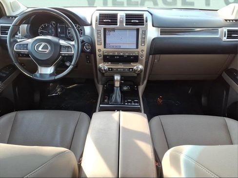 Used 2020 Lexus GX 460 Premium image 12