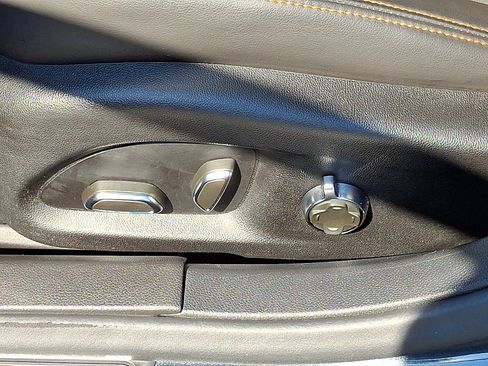 Used 2022 Cadillac CT5 Sport image 17