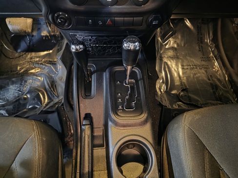 Used 2016 Jeep Wrangler Unlimited Sport w/ Quick Order Package 24S image 11