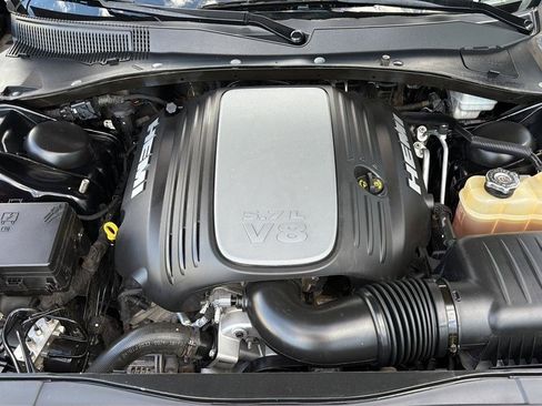 Used 2013 Chrysler 300 C w/ Light Group AWD/4WD image 32