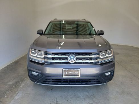 Used 2018 Volkswagen Atlas SE AWD/4WD image 2