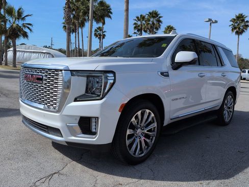 Used 2024 GMC Yukon Denali w/ Max Trailering Package image 8