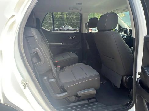Used 2020 Chevrolet Traverse LT w/ Driver Confidence II Package AWD/4WD image 29